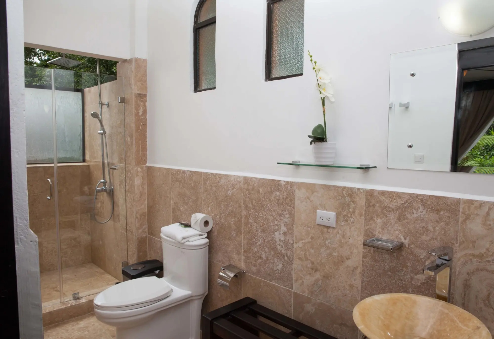 Tifakara Boutique Hotel & Birding Oasis