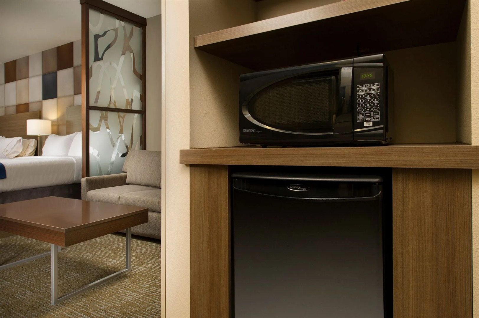 Holiday Inn Express & Suites Waco South by IHG