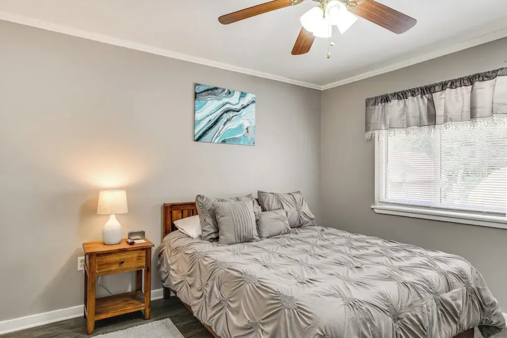 2 Mi to SC State & Claflin: Townhome w/ Patio!