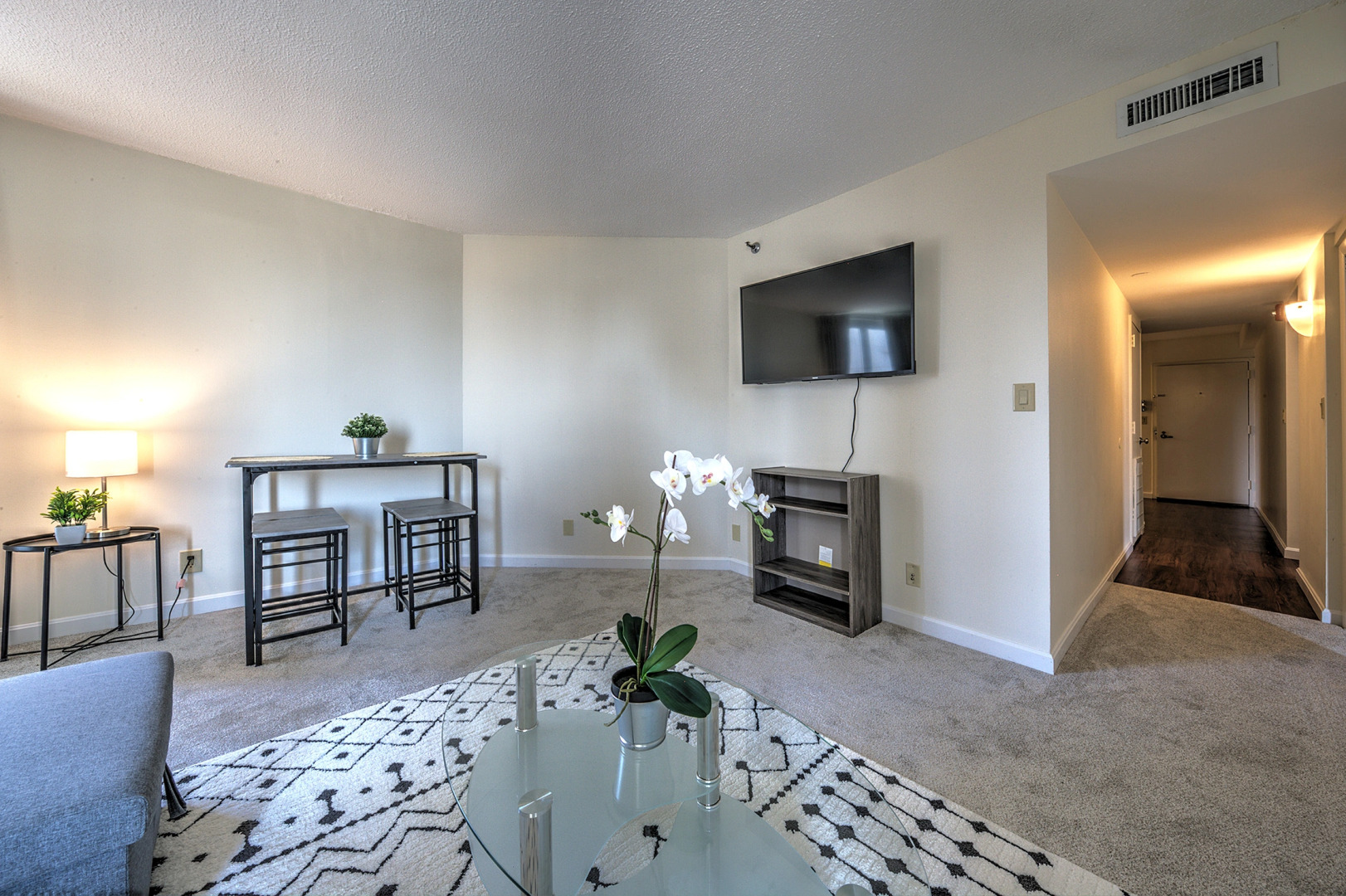 Stylish Flex-cation Space in Back Bay!