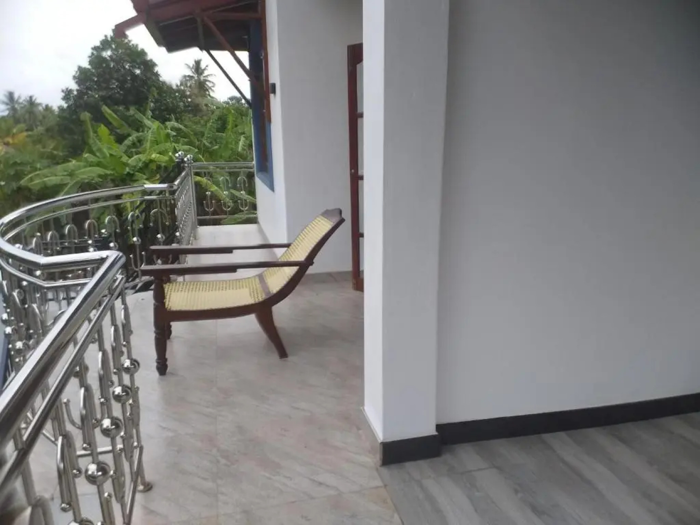 White Queen Residence