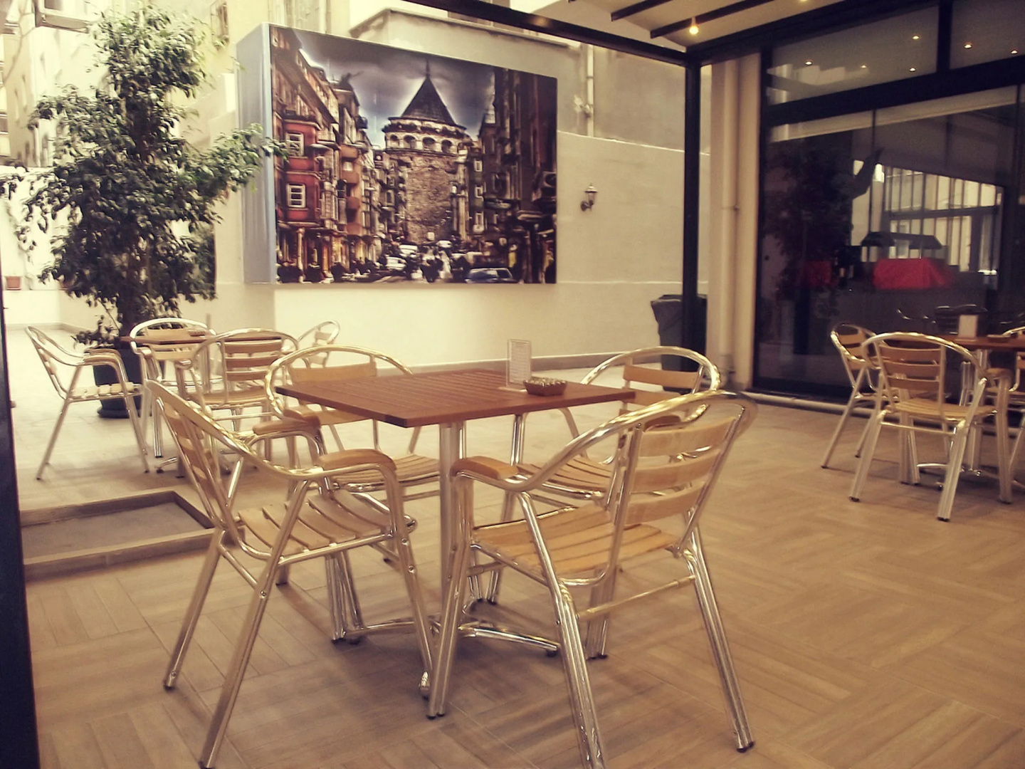 Niconya Port Suite&Hotel
