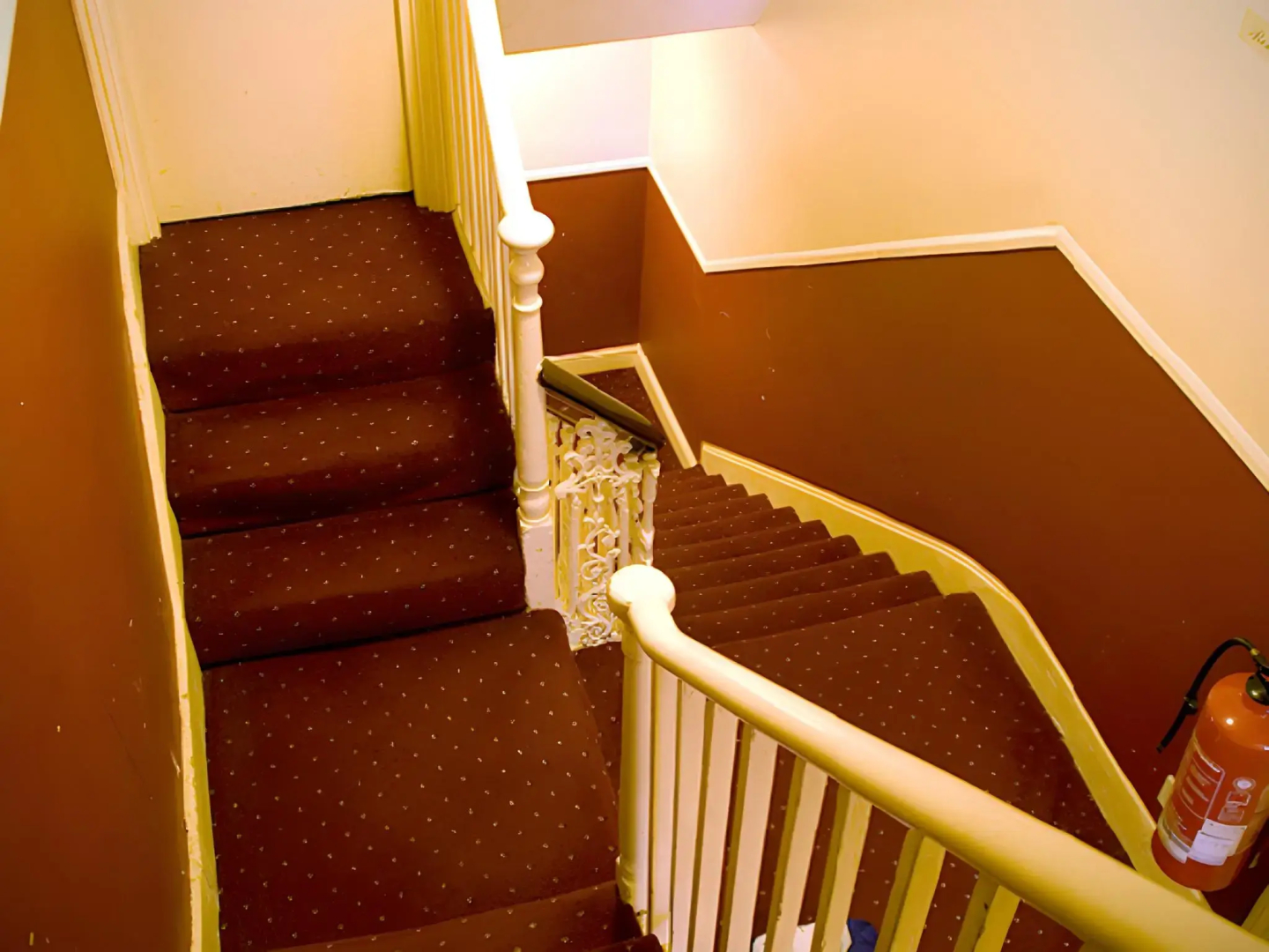 Palace Court Hotel