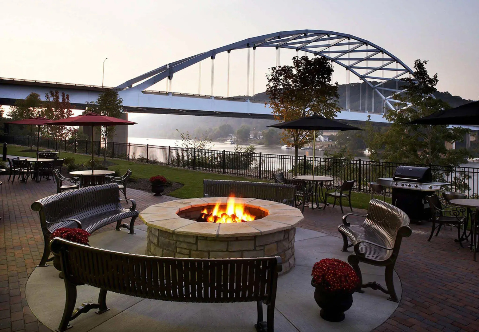 Fairfield Inn & Suites by Marriott Pittsburgh Neville Island