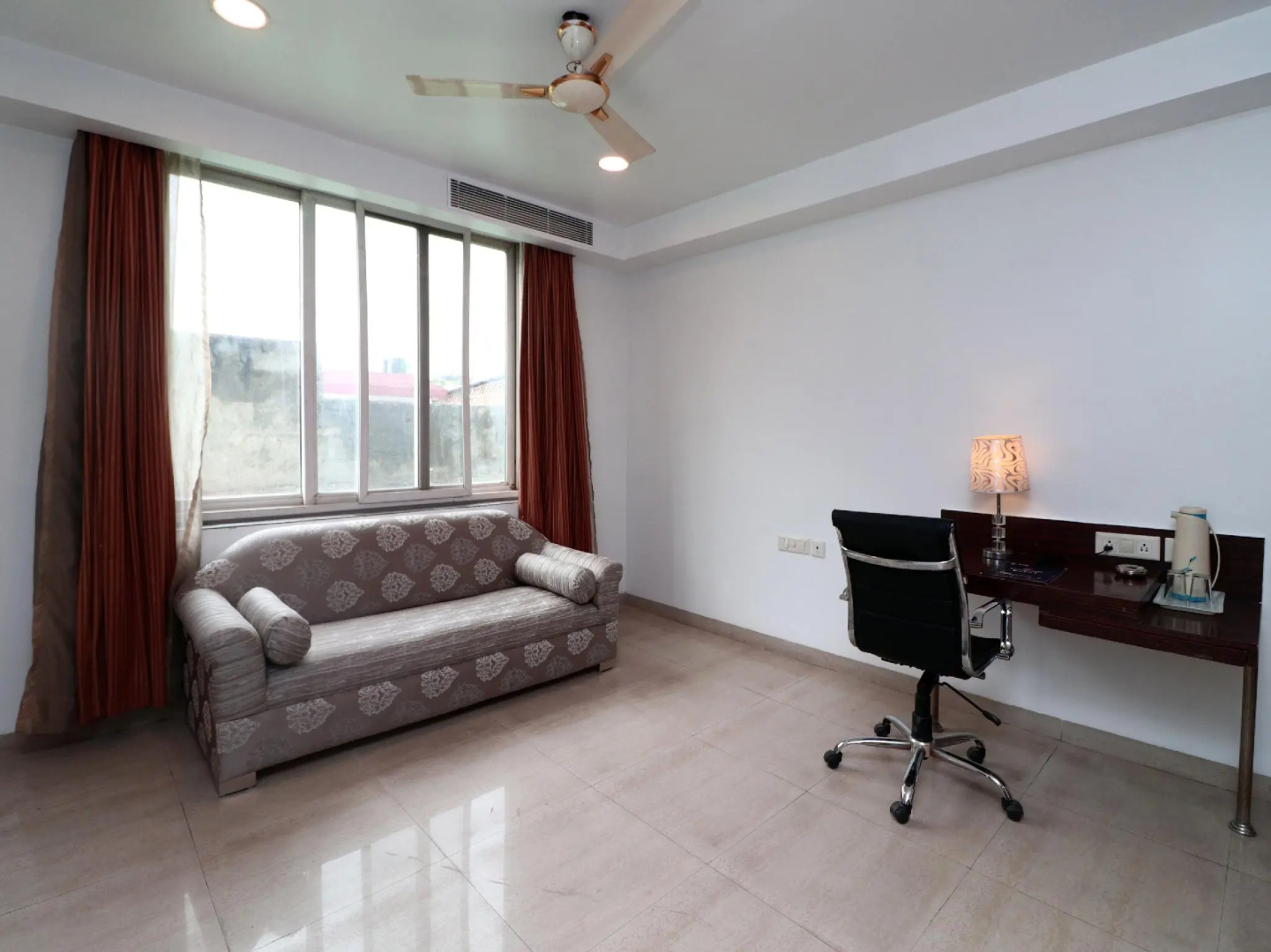 OYO 16893 Hotel Parth Paradise