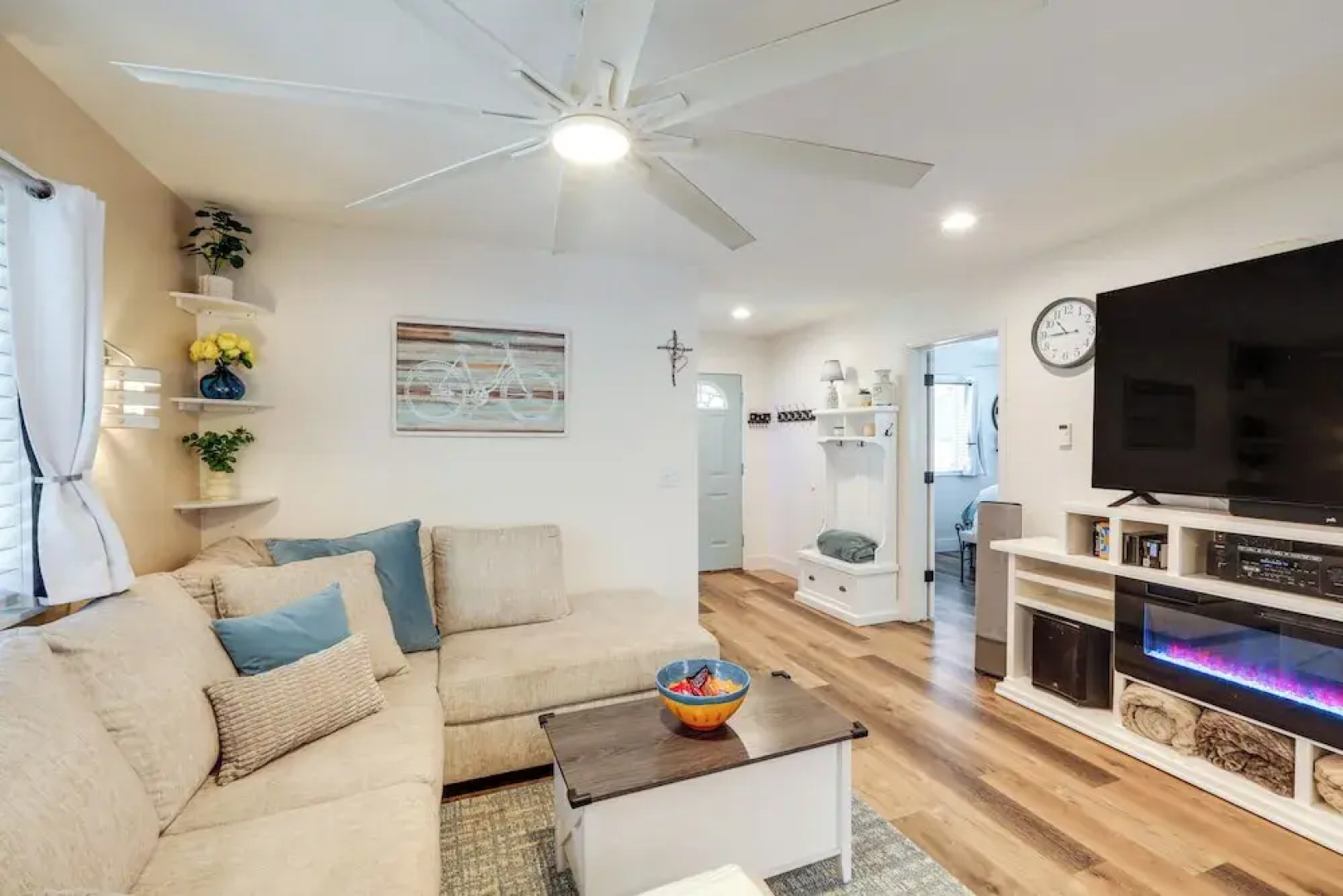 Half-mi to Trails: Pet-friendly Home in Flagstaff!