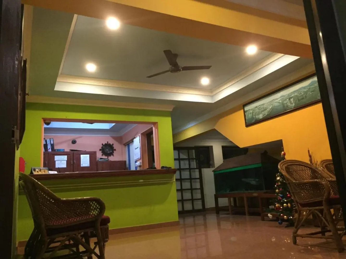 Hotel Thushara