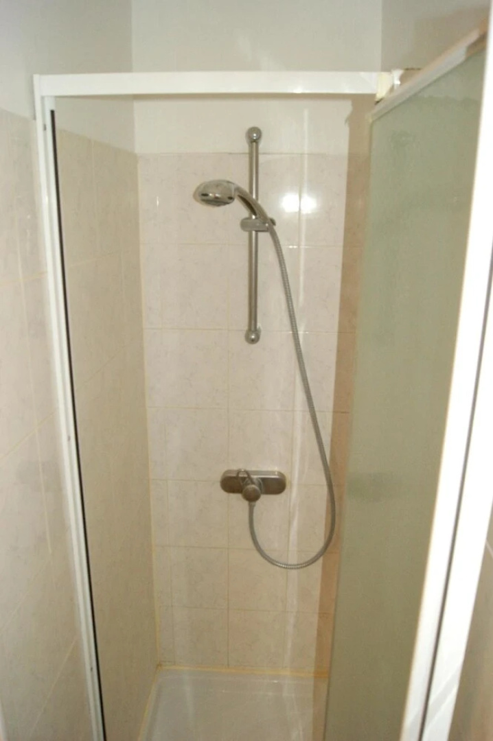 House With 2 Bedrooms in Bretteville du Grand Caux, With Furnished Gar