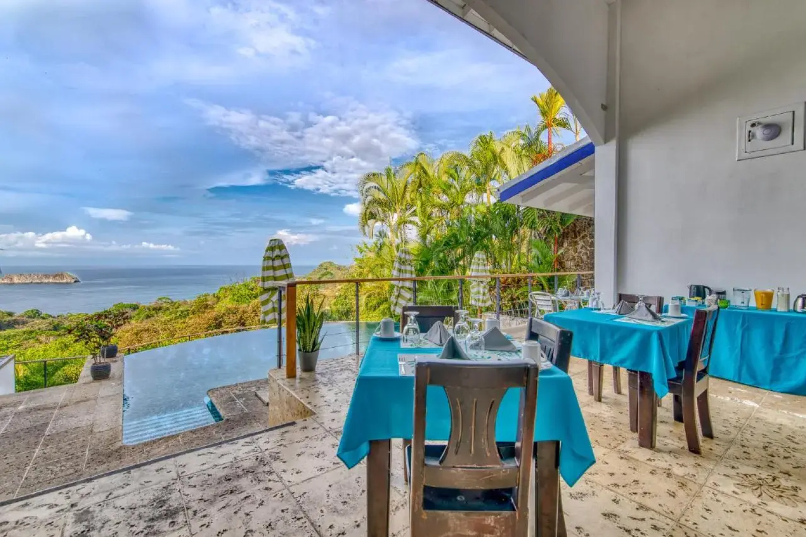 Villa Roca Boutique Resort & Suites   Adult Only