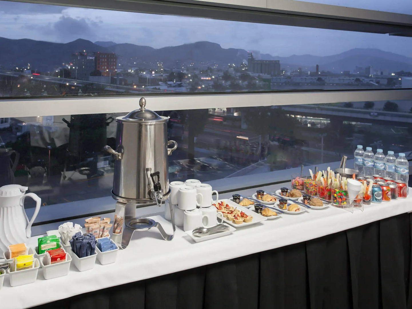 NH Mexico City Valle Dorado