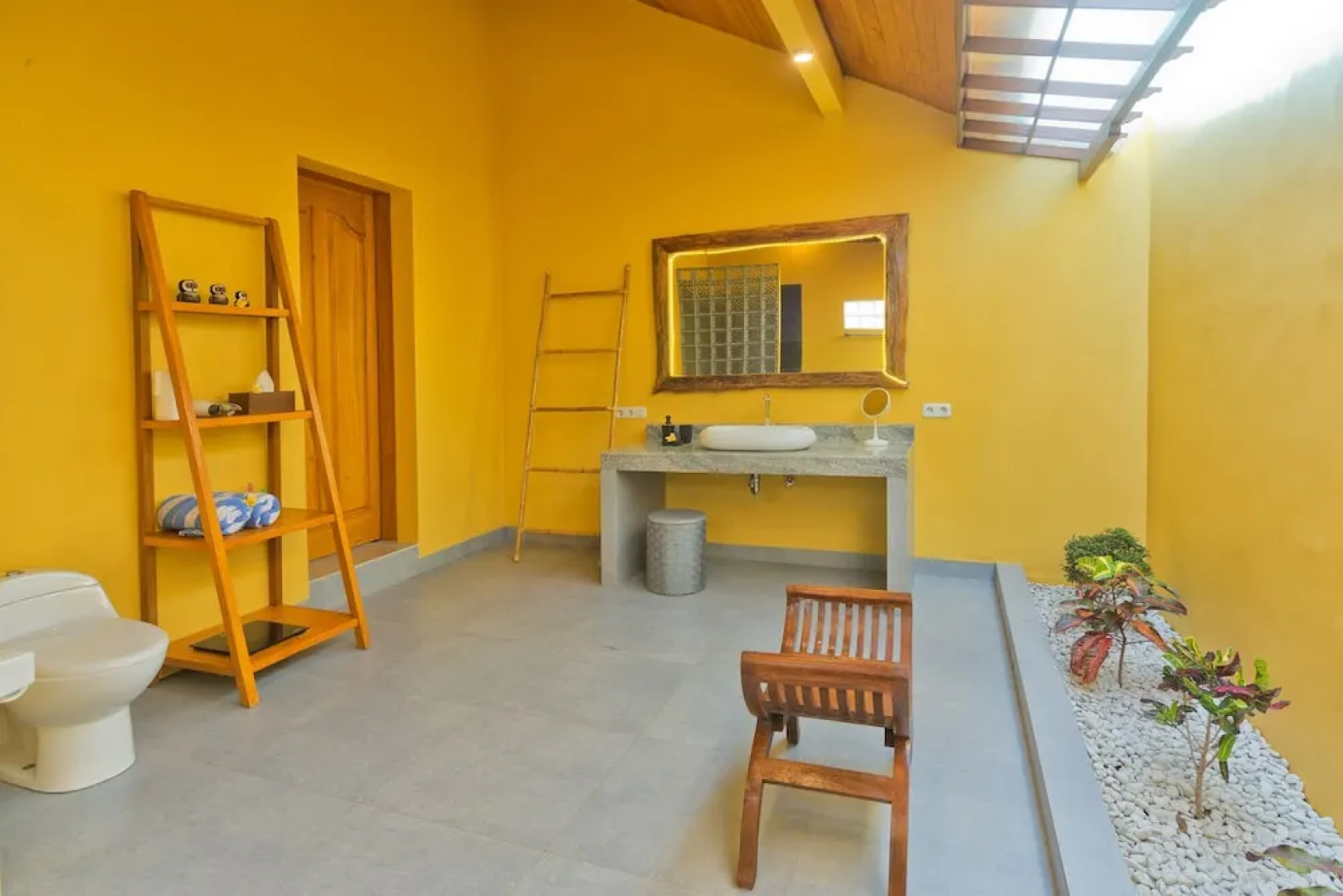 ABWonderdive Beach Resort