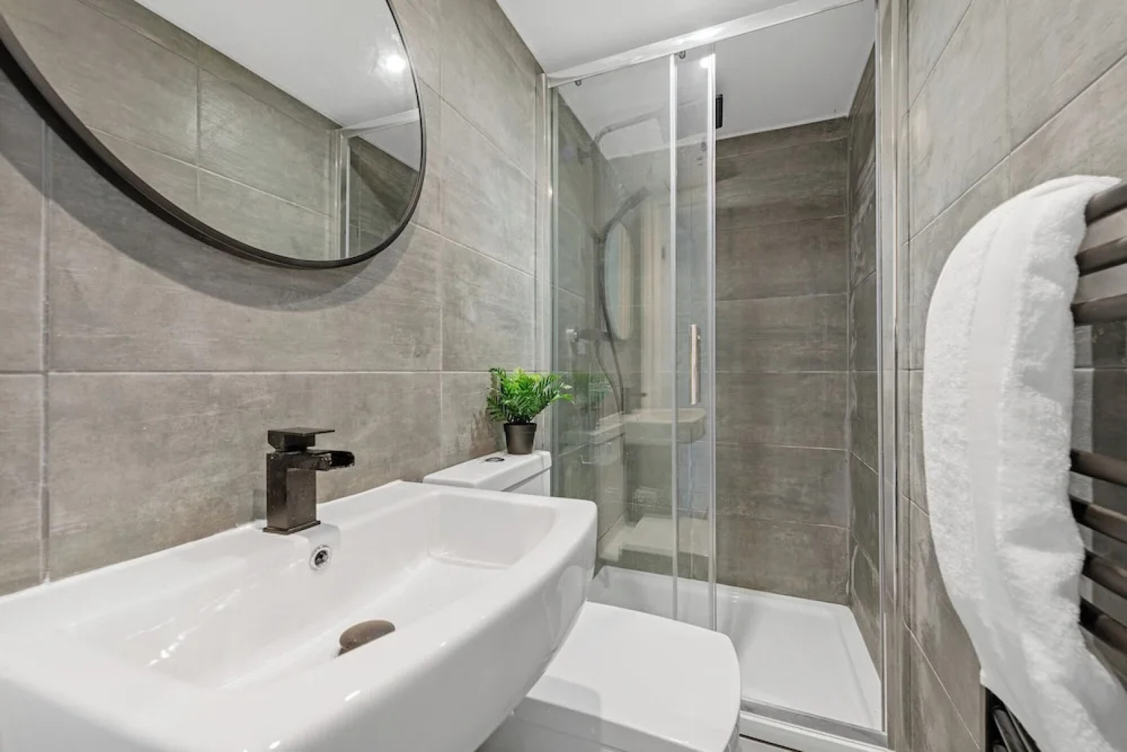 Isimi Luxurious House 4-bed in Alfreton Derby