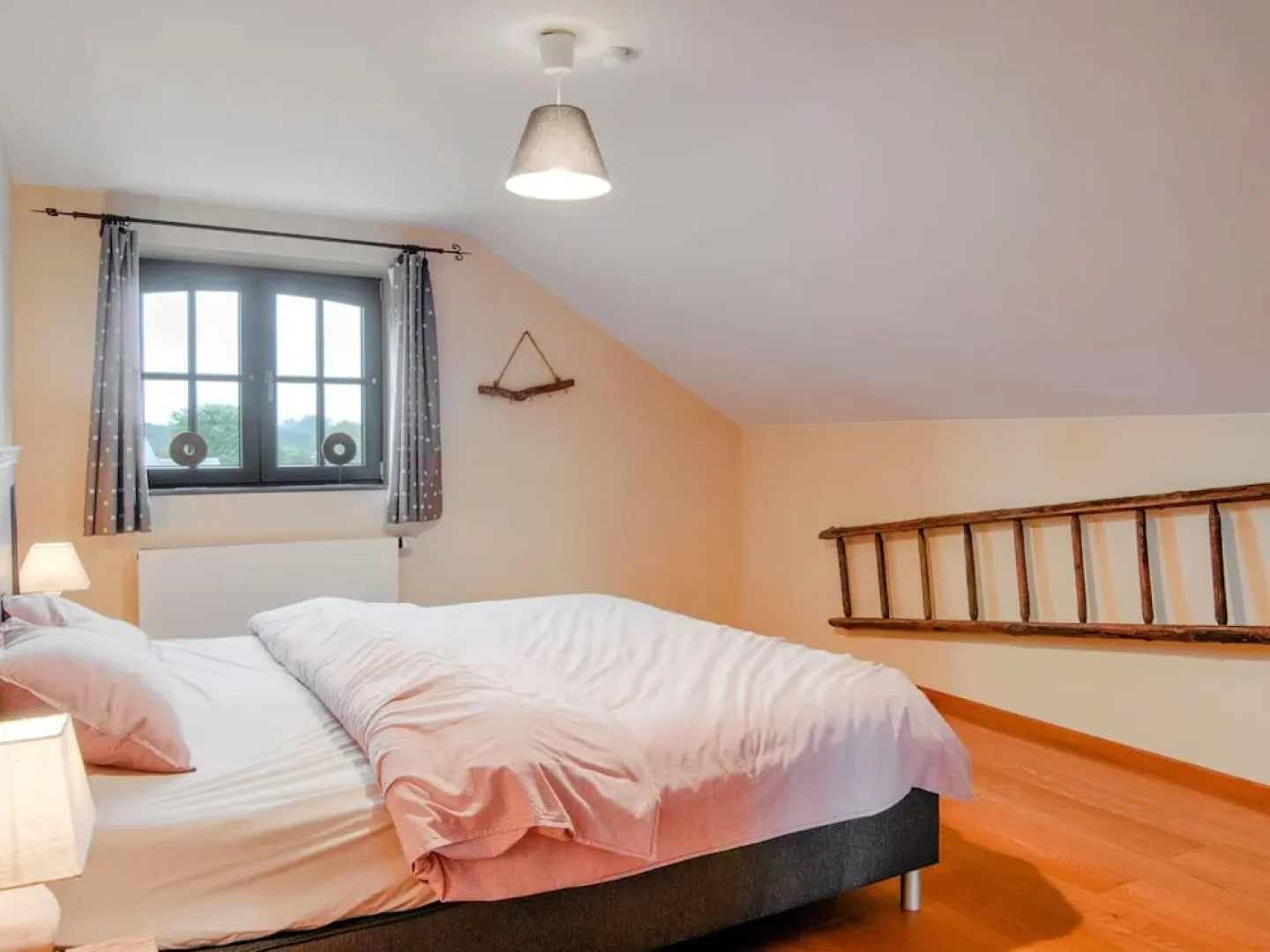 Nature Escape in Nafraiture