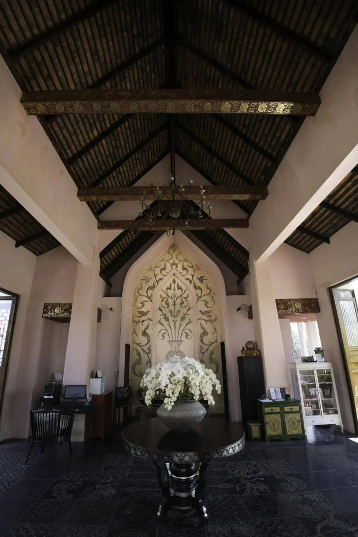 Tharaburi Resort Sukhothai