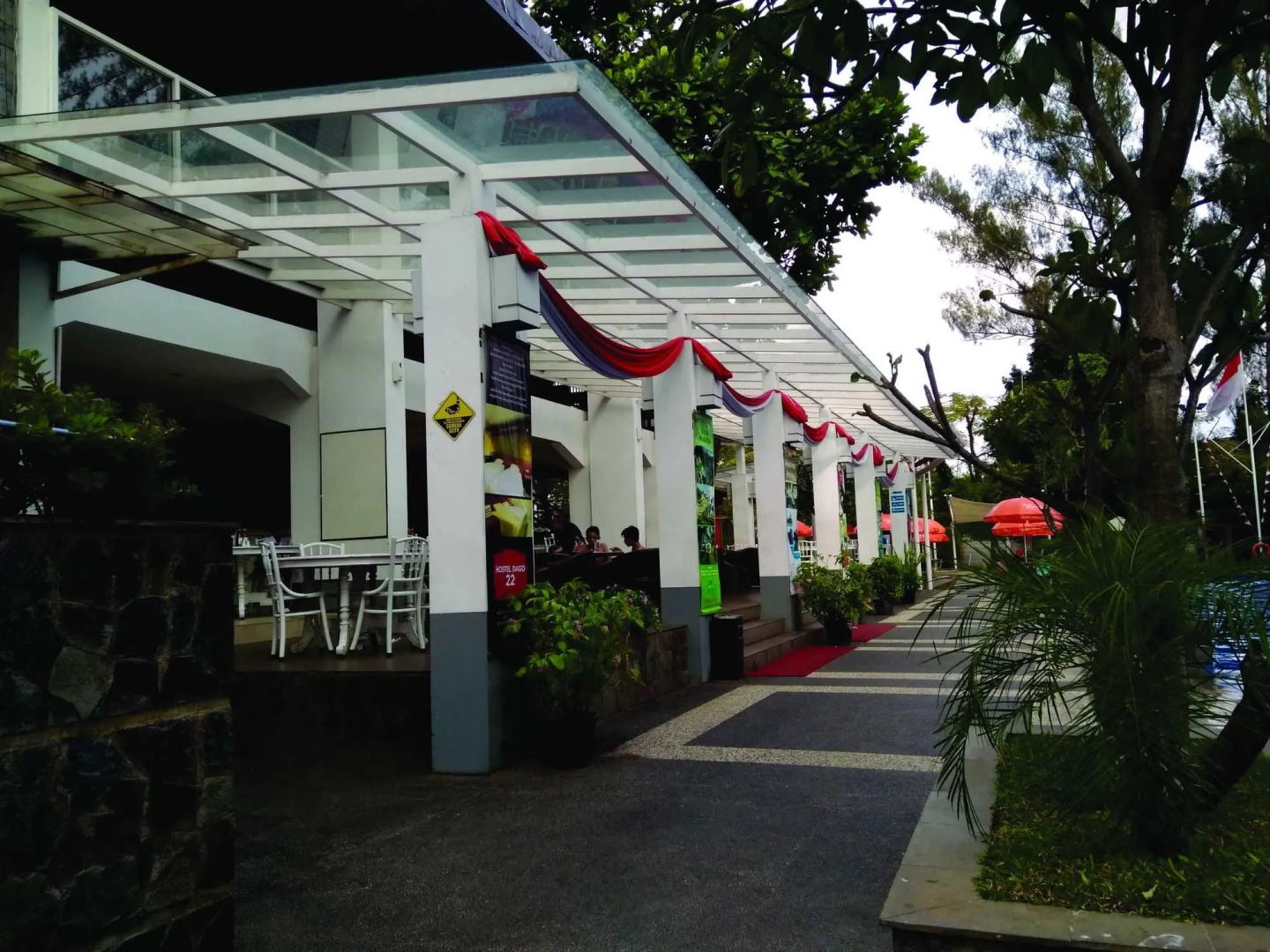 Oasis Siliwangi Sport Hotel