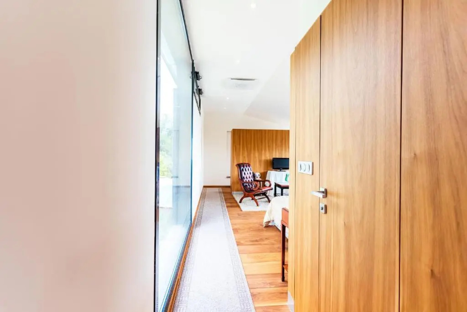 VILLA DYONIS VI4231By Riviera Holiday Homes