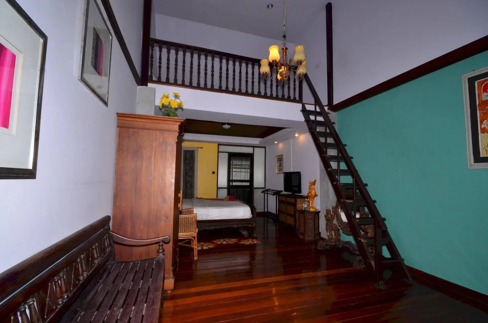 Tony's Place Beds and Breakfast