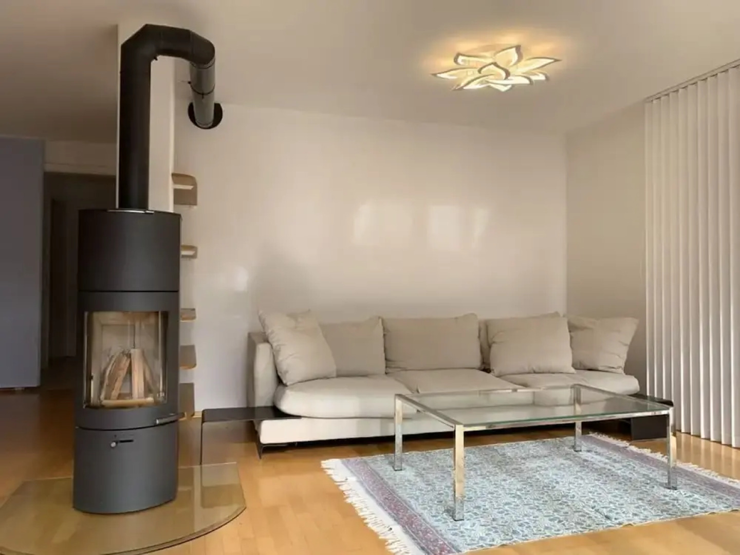 Holiday Apartment Paradise by the Lake