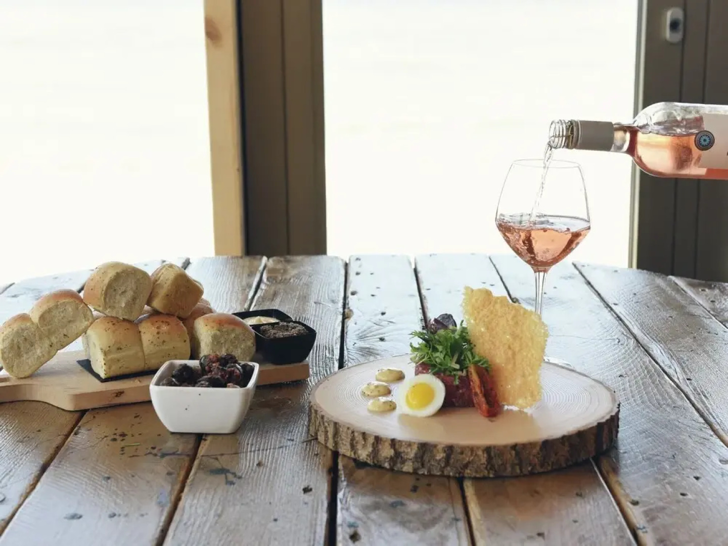 Modern Suites Near Beach