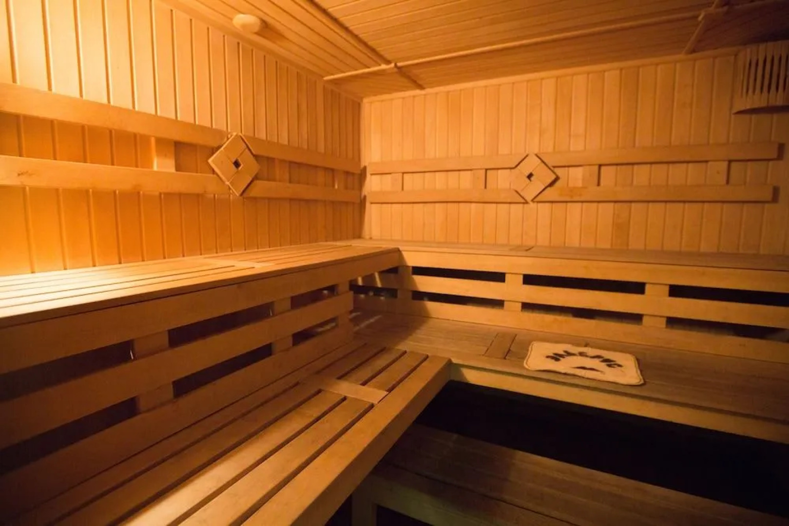 Elbrus HiLoft Hostel