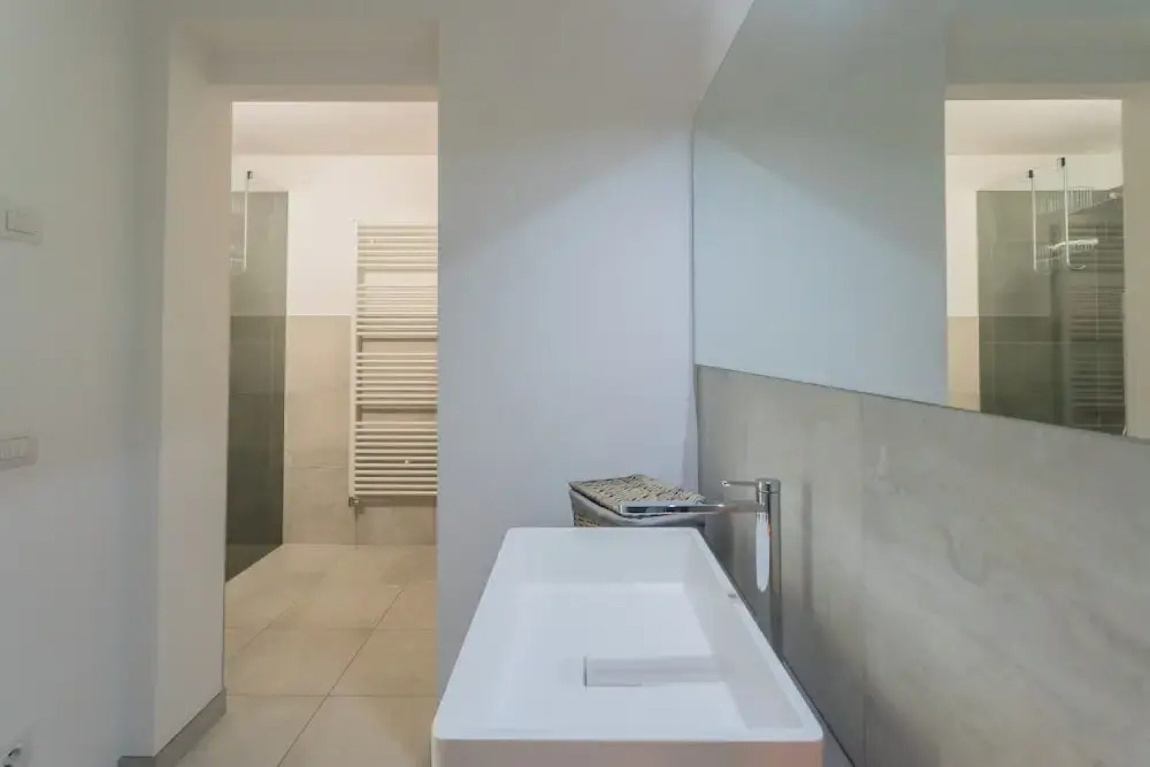 Blooms by the Lake by Rent all Como