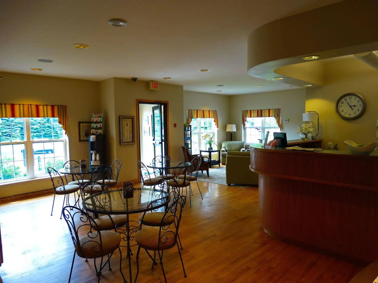 Amsterdam Inn & Suites Sussex