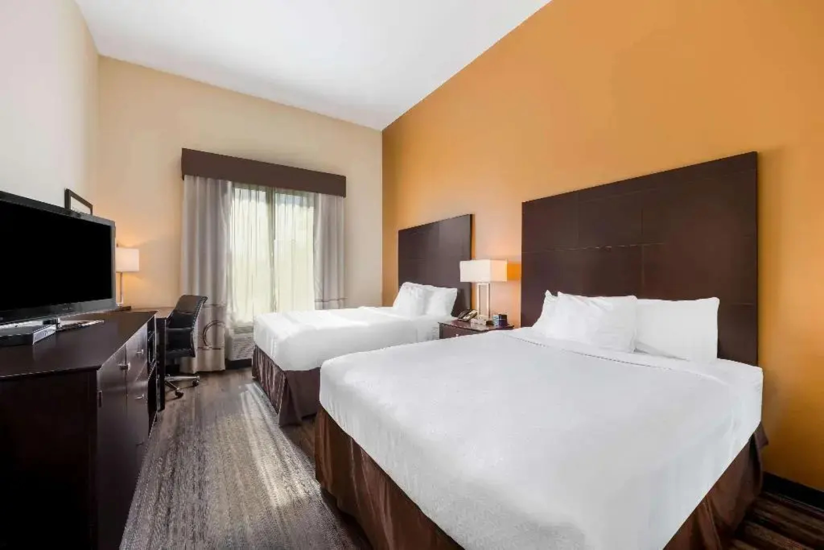 La Quinta Inn & Suites Marshall