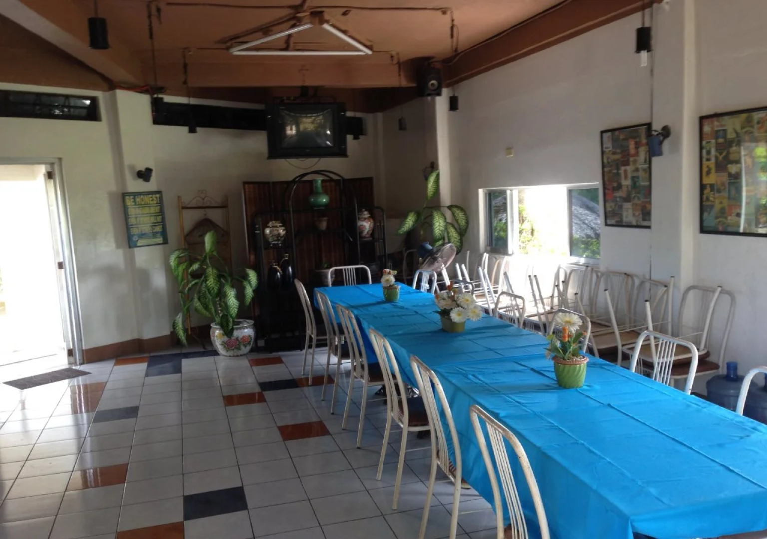 Mayon View Garden Apartelle & Restaurant