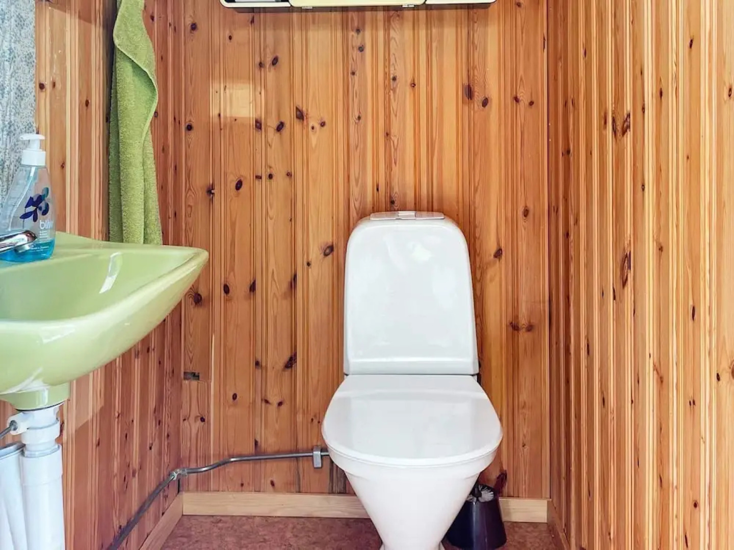 Charming Cottage Near Sea and Trails