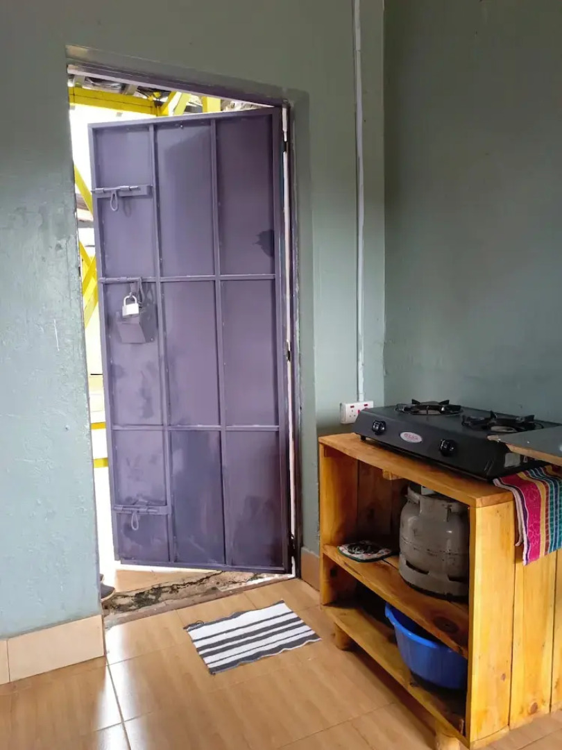 Wrech House 1989 - Sagana