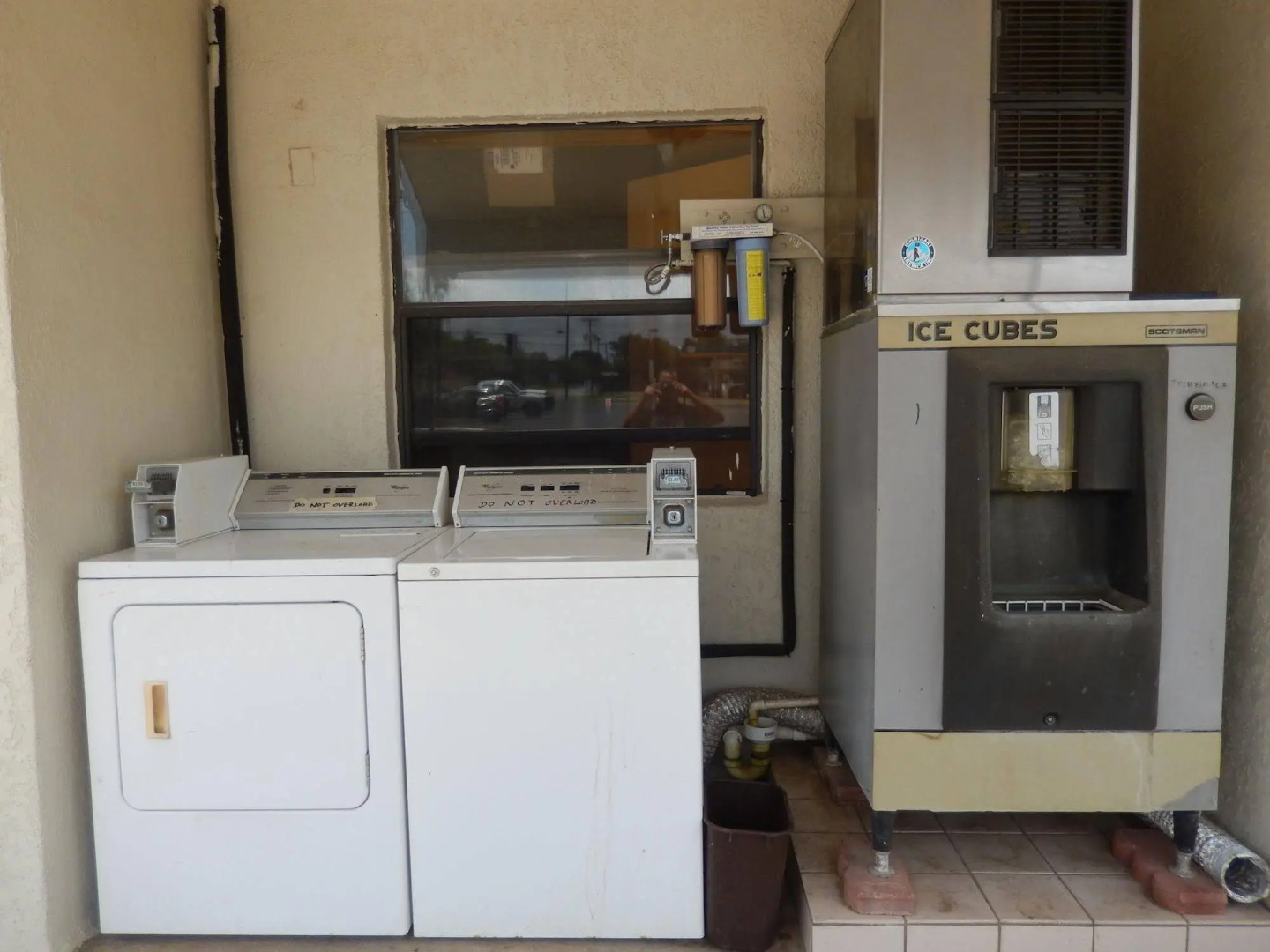 Pearsall Executive Inn