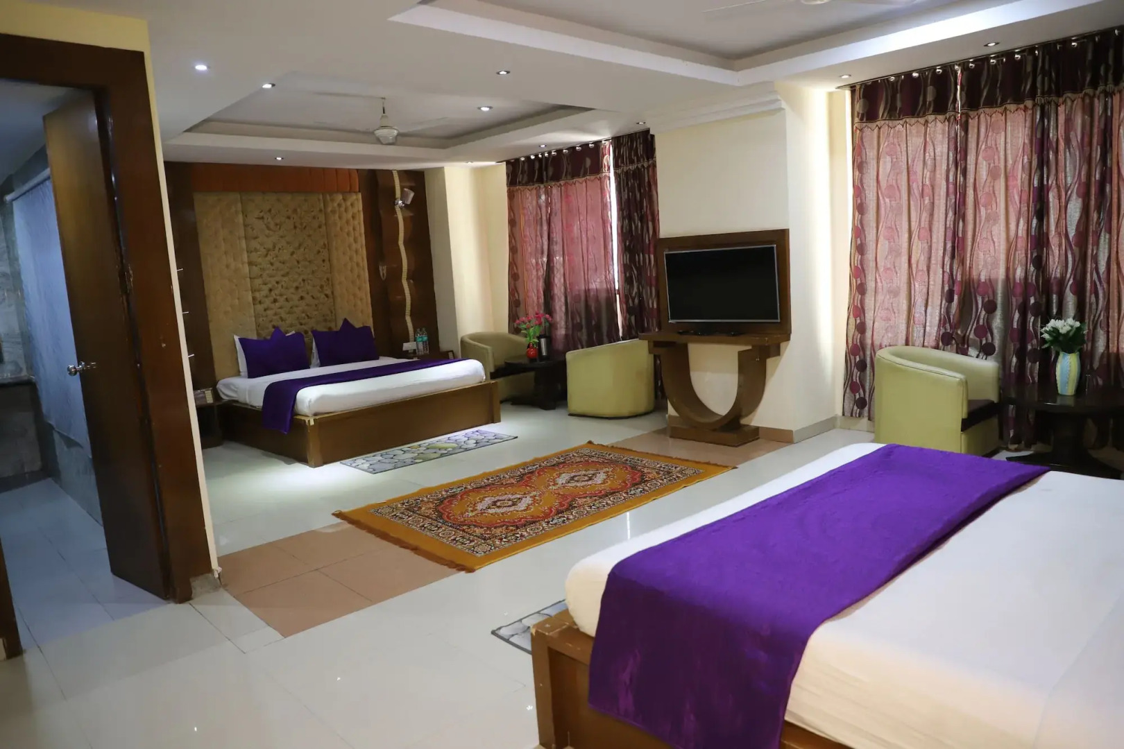 Hotel Raj Mandir
