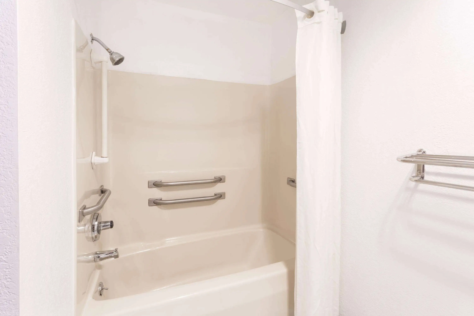 Super 8 by Wyndham Bourbonnais/Kankakee Area