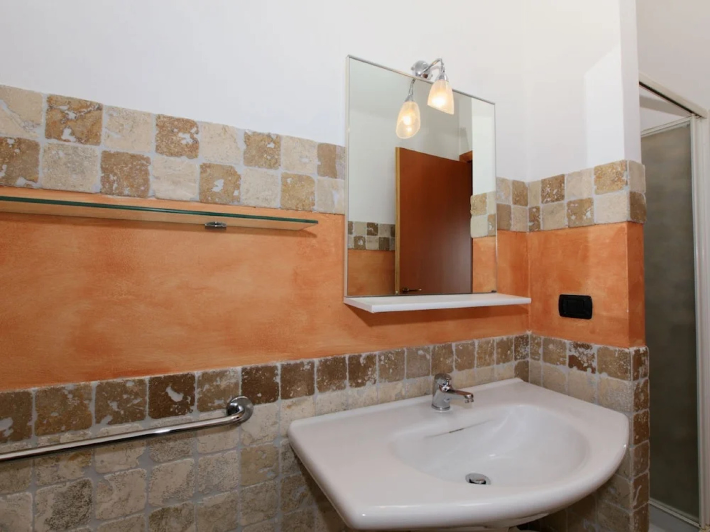 Cozy Holiday Home in Tortoreto near Sea