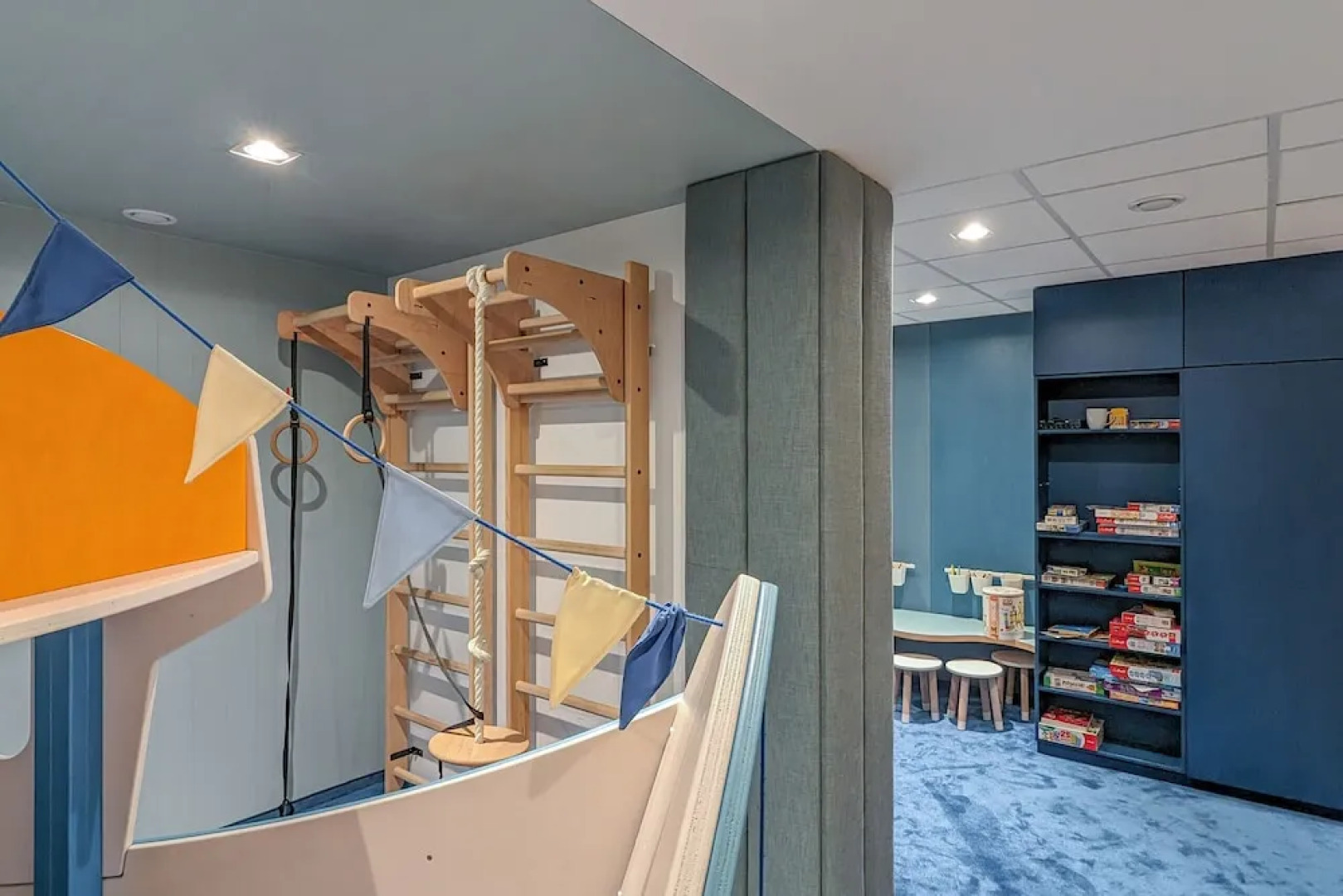 Two-bedroom Accepting Pets by Renters