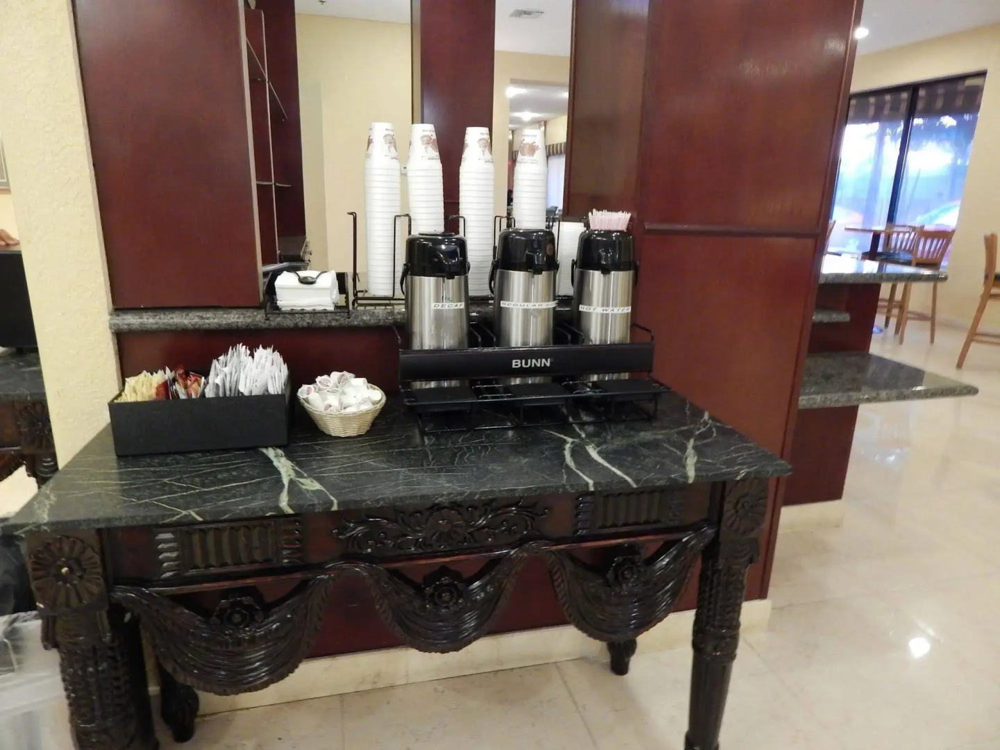 North Miami Beach Gardens Inn & Suites