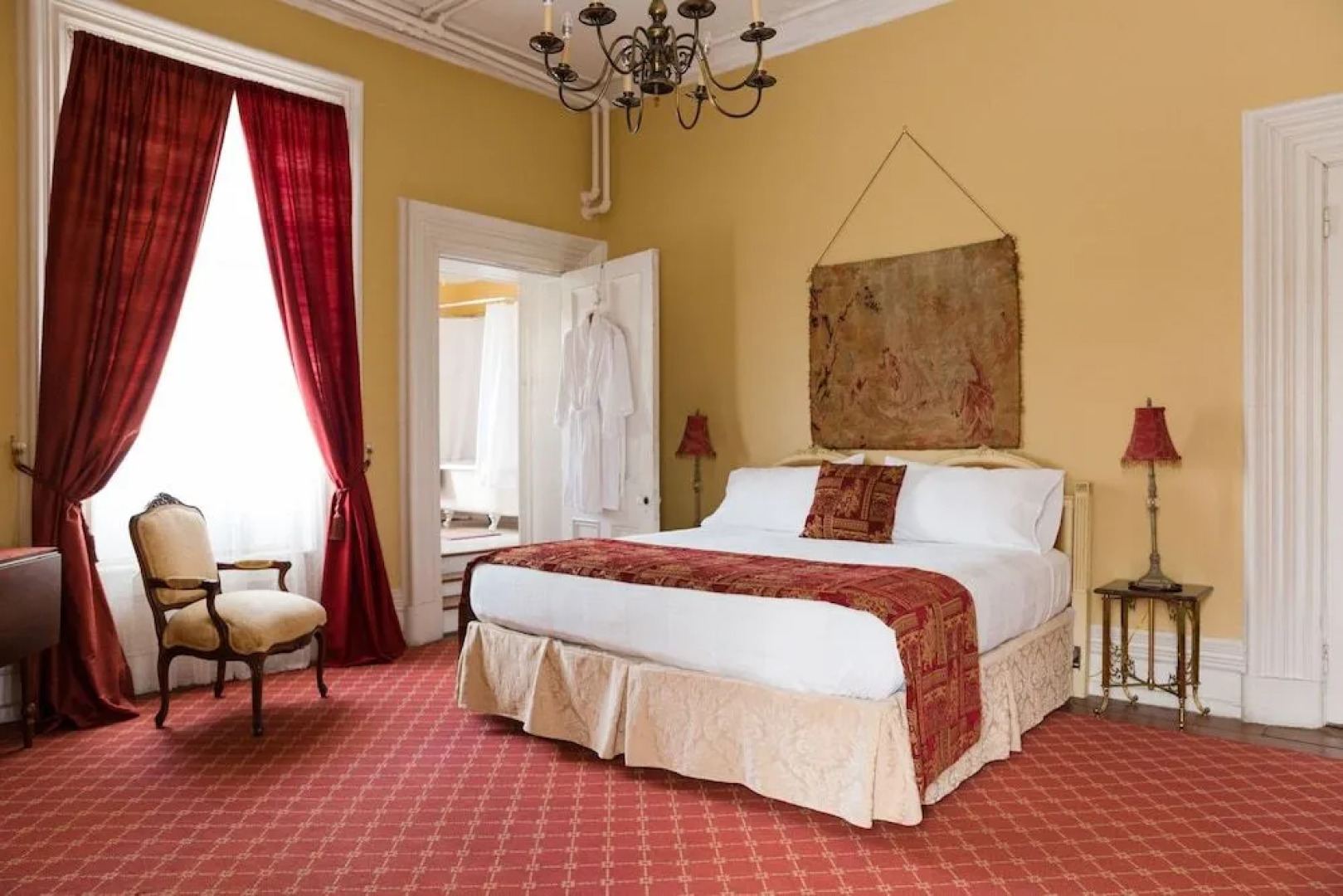 Ragland Mansion Bed & Breakfast