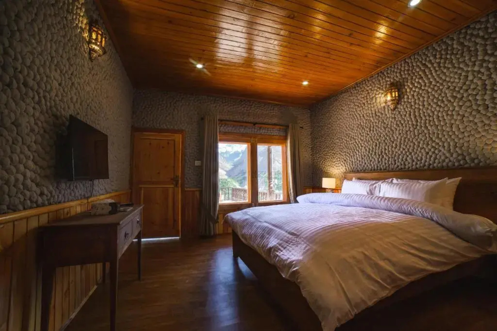 Roomy Daastaan Hotel, Karimabad Hunza