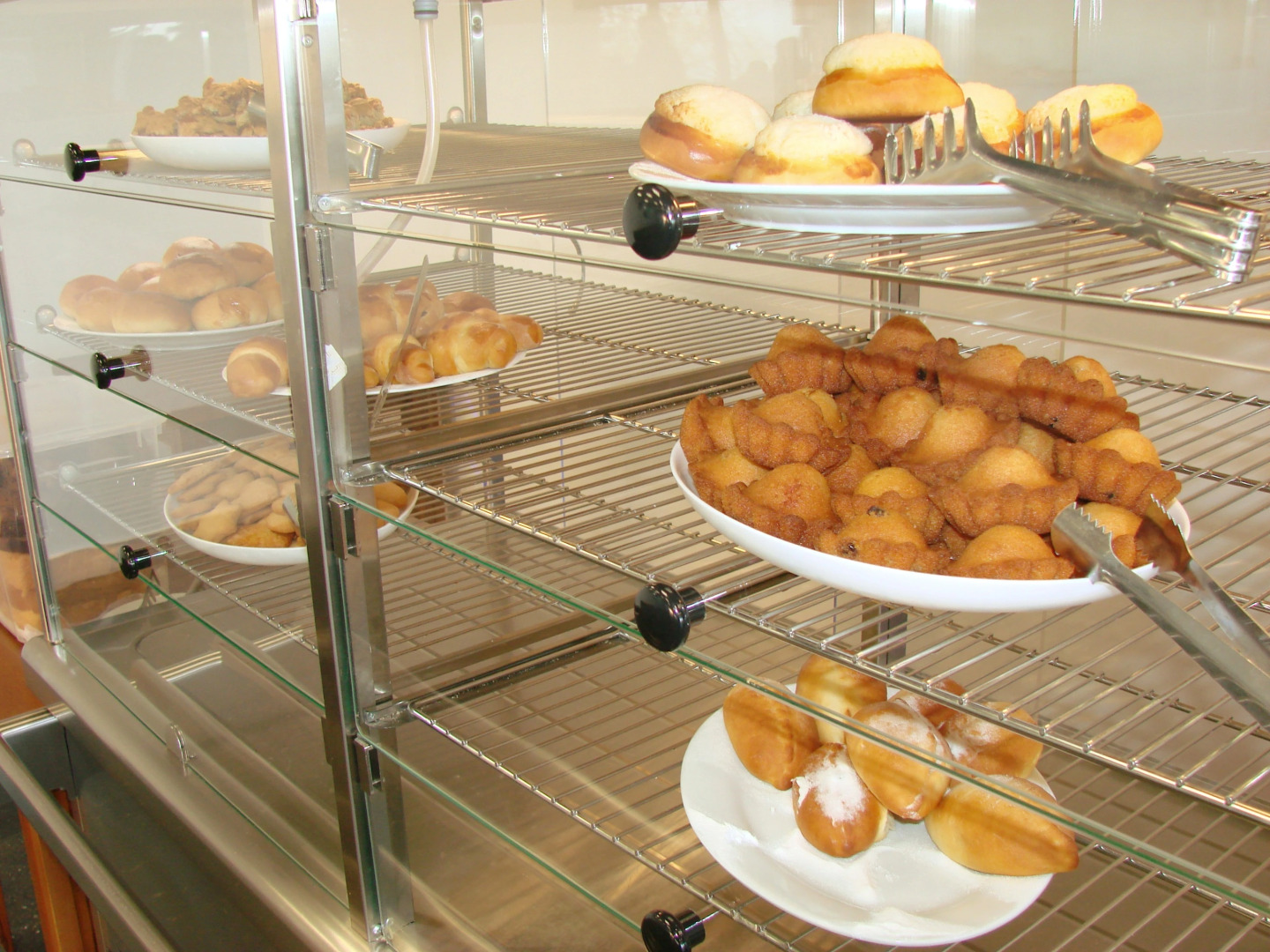 Апсны (Гудаута), отель (Абазинская, 2а)