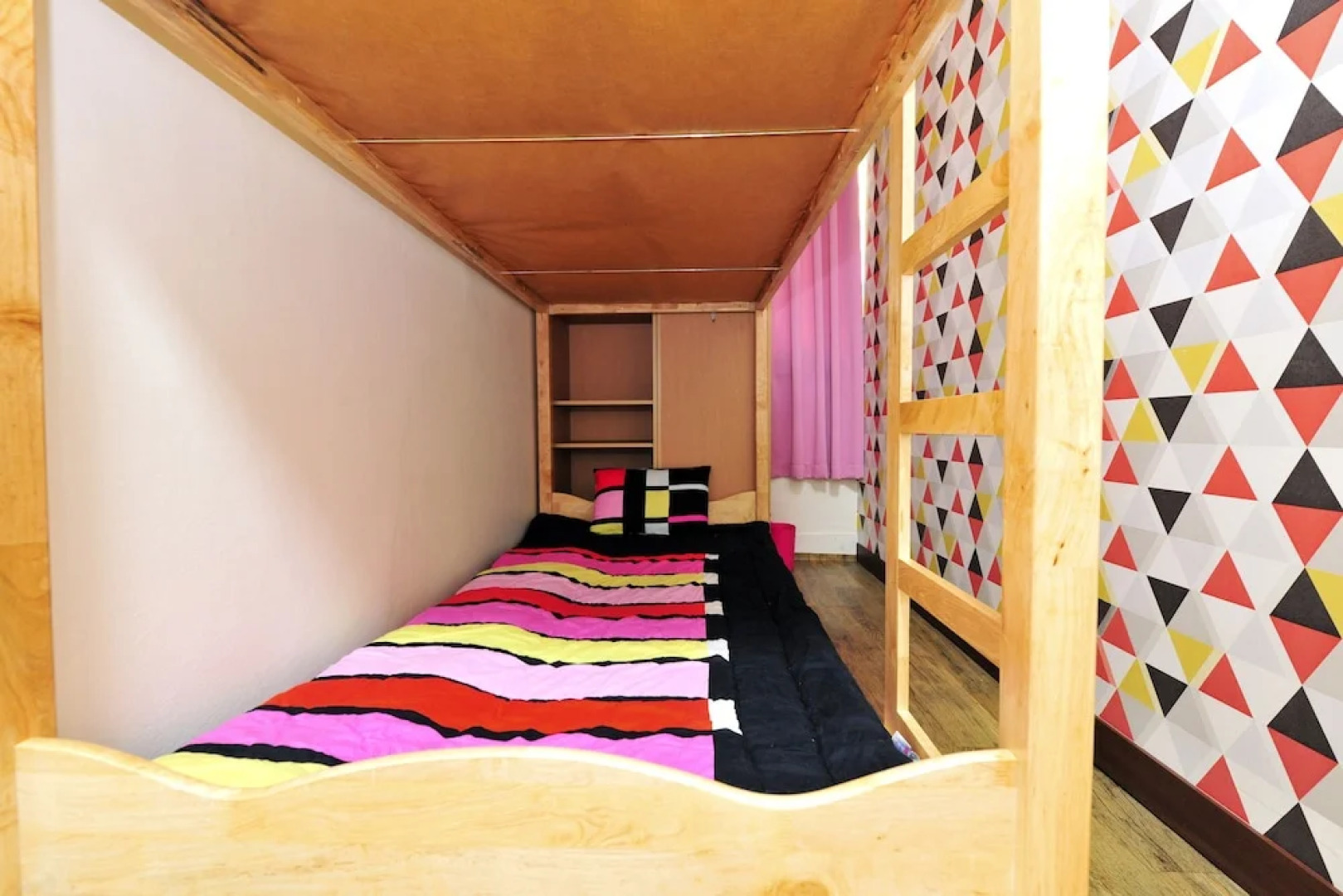 Jarasum Guesthouse - Hostel