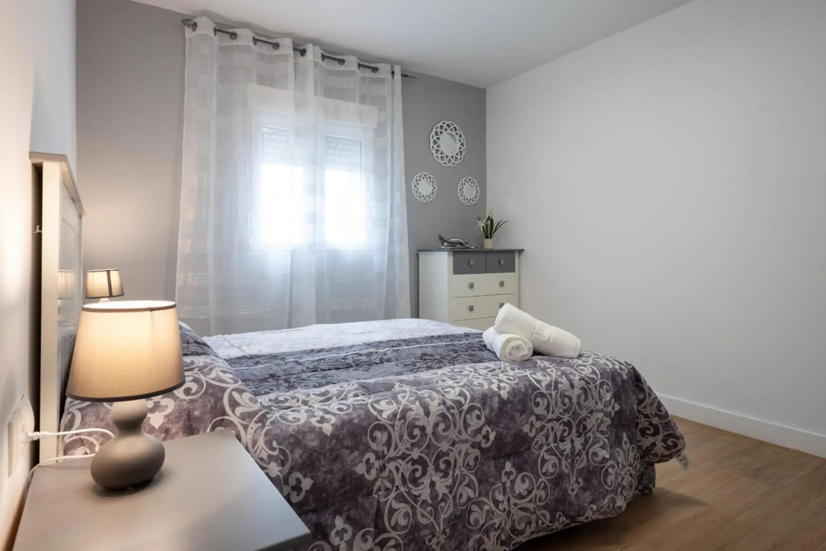 Casa grande en Bullas con piscina, jacuzzi y sala de juegos