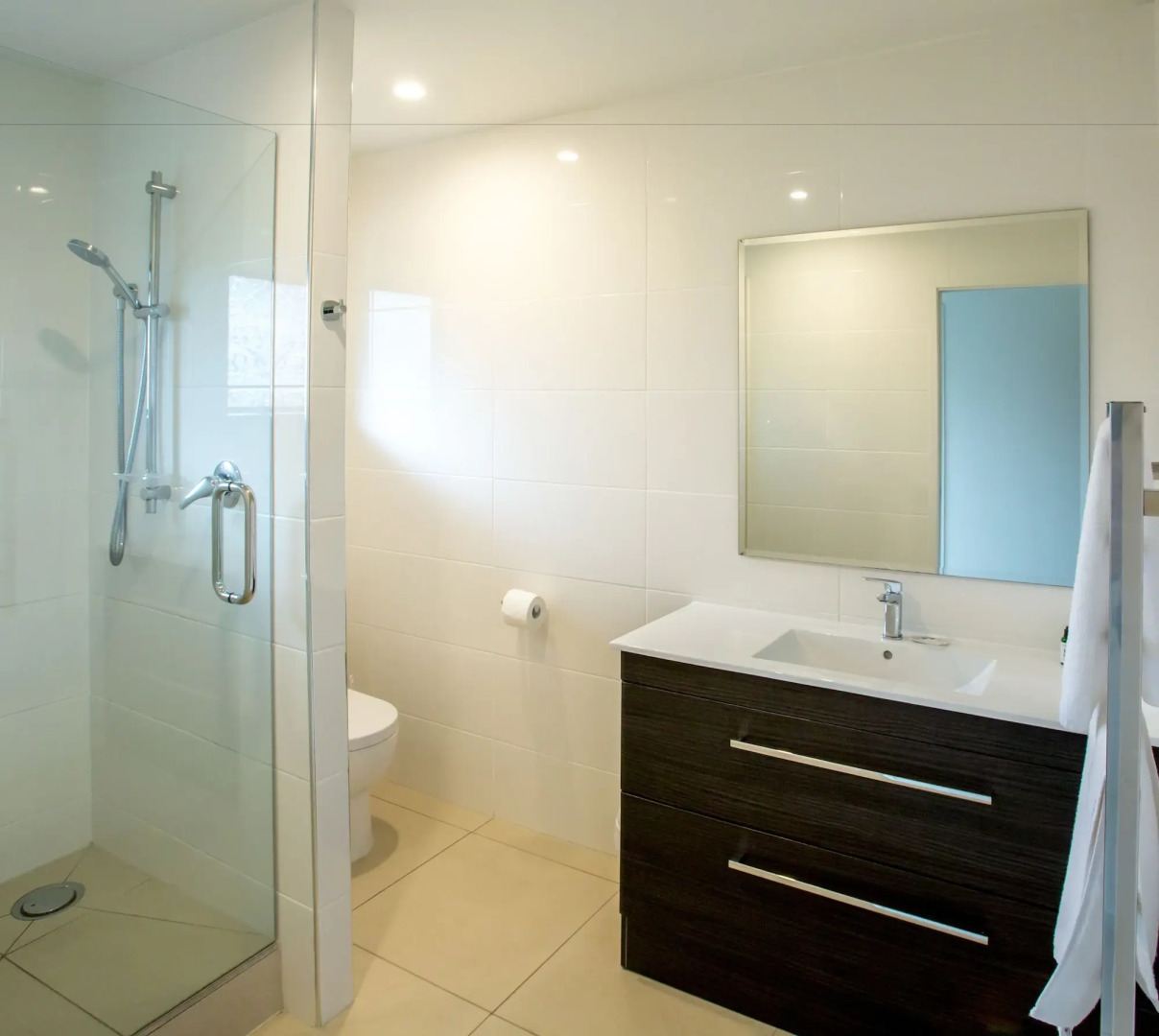 Onetangi Beach Apartments