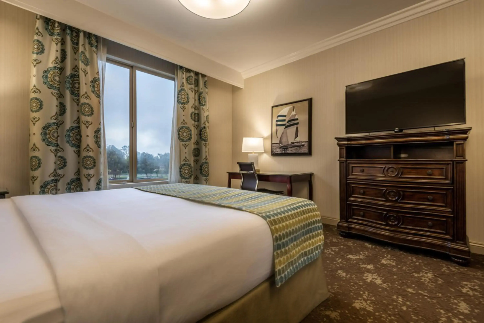 Ayres Hotel Seal Beach - Cypress