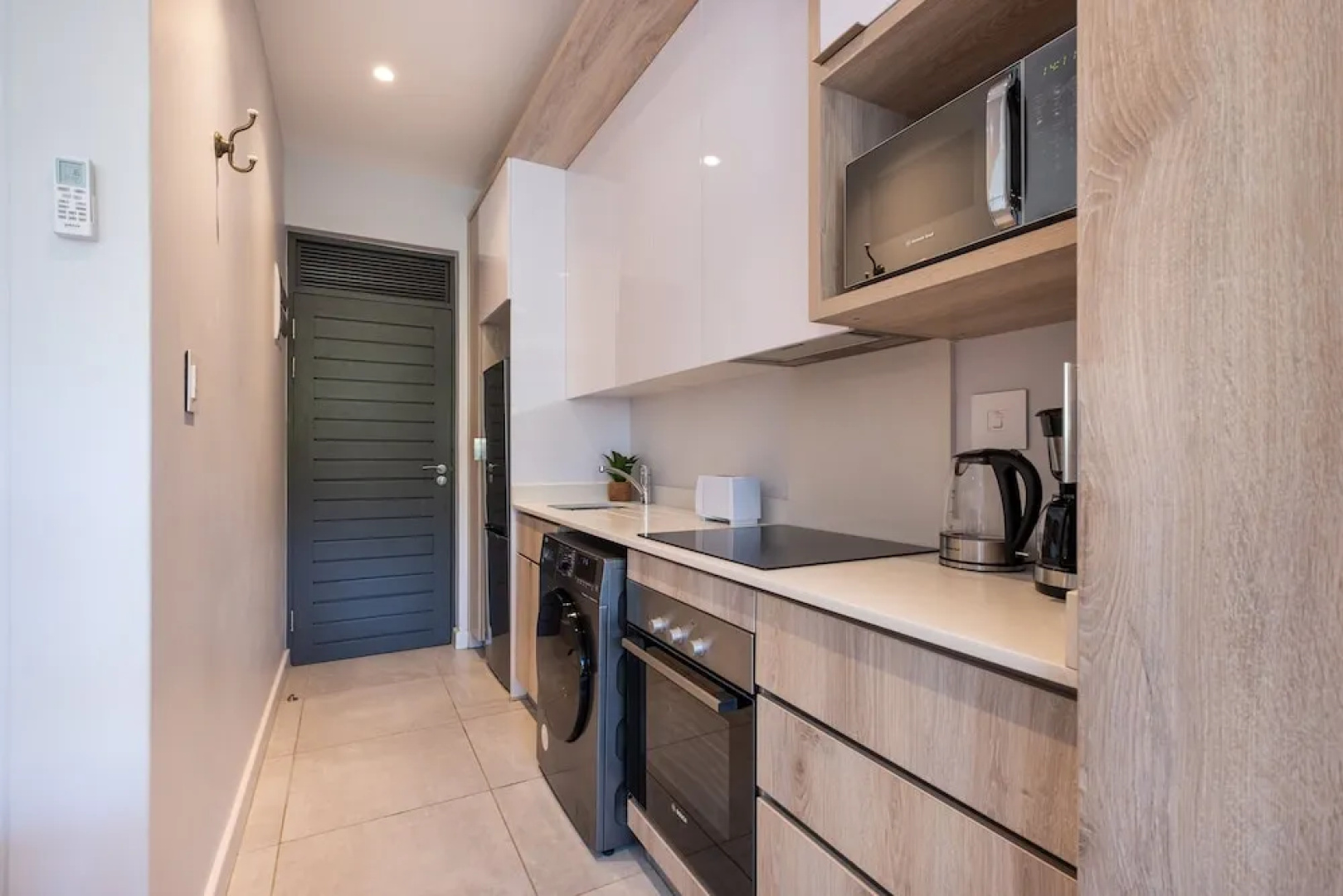 243 Zimbali Lakes Boulevard Suites