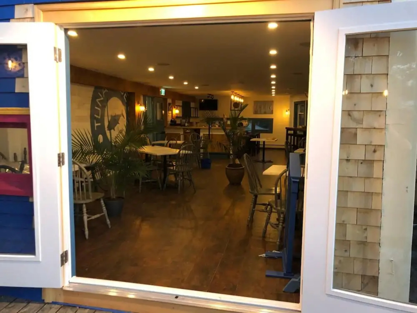 The Tuna Blue Inn and Restaurant