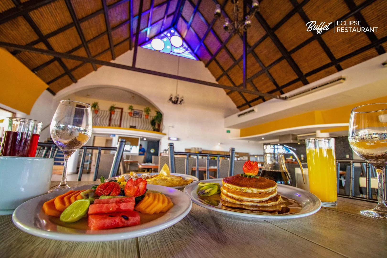 Luna Palace Hotel and Suites