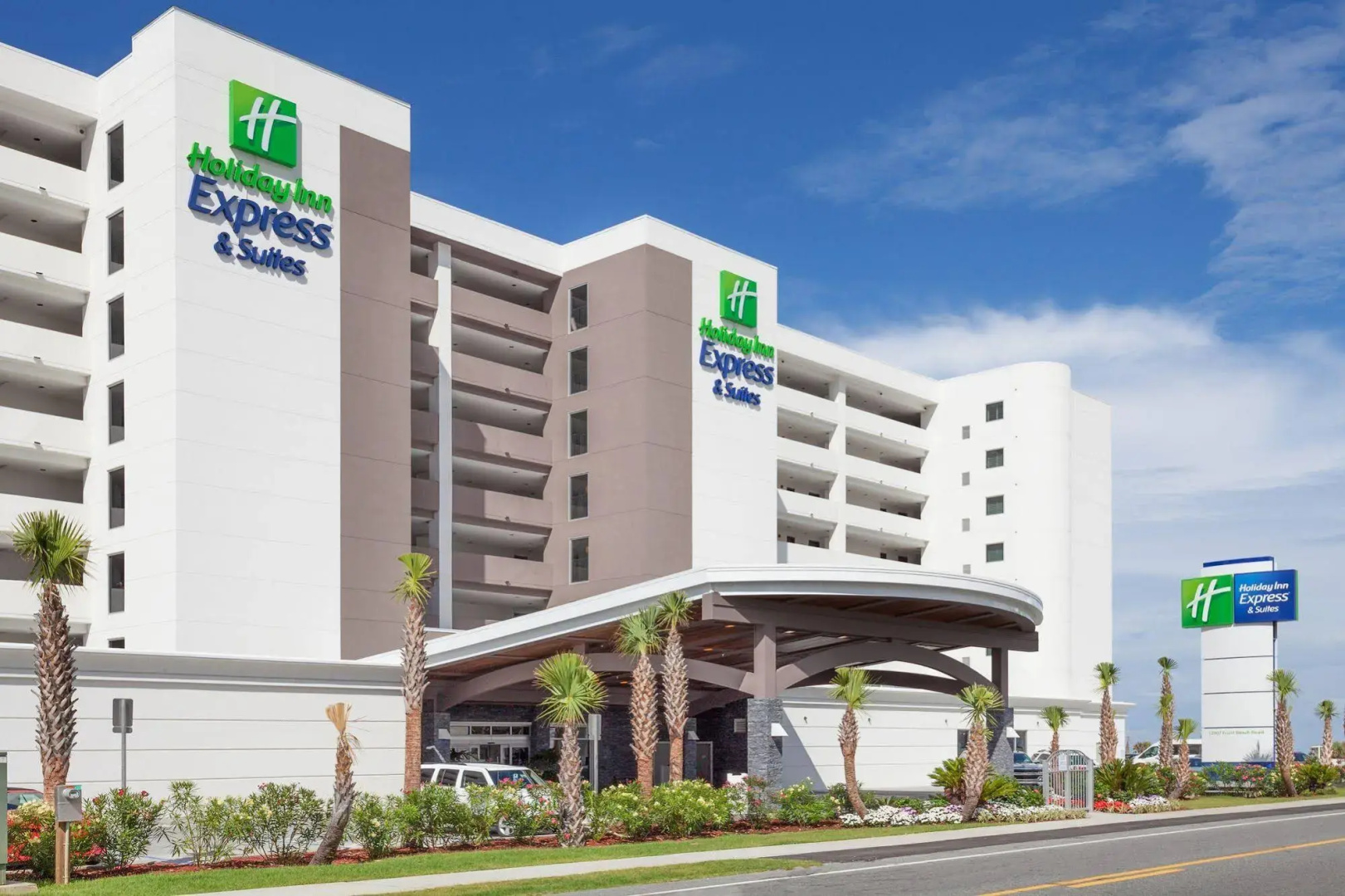 Holiday Inn Express & Suites Panama City Beach - Beachfront by IHG