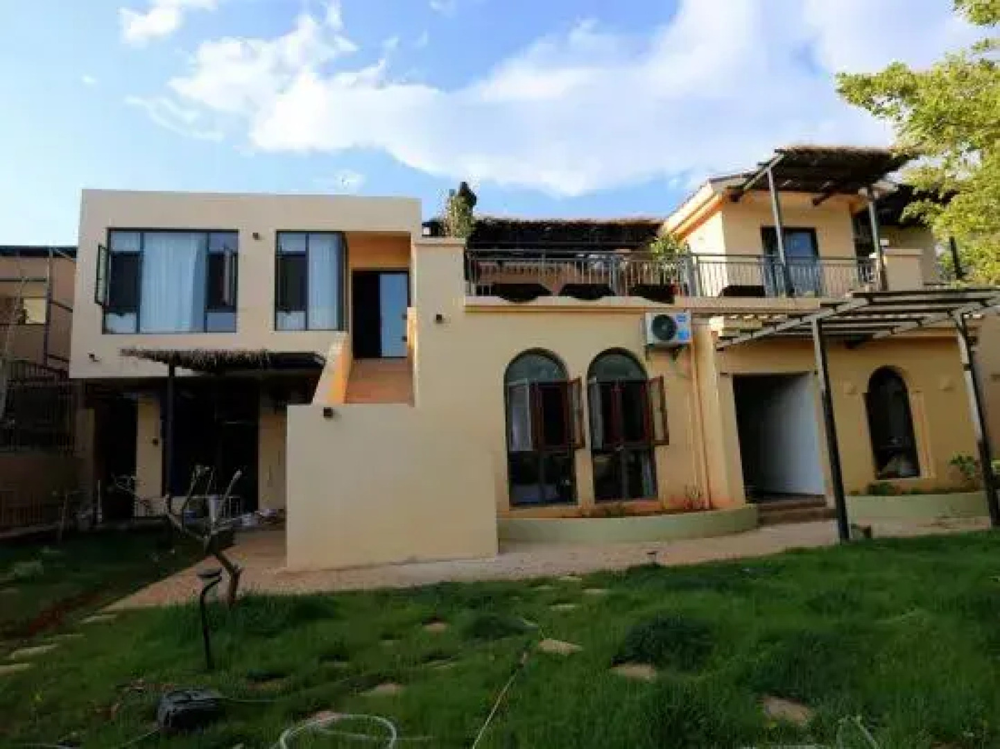 Yuanmouren World Park Yunshang No.18 Homestay