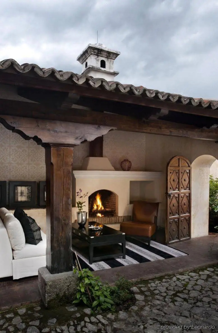 Mil Flores Luxury Design Hotel