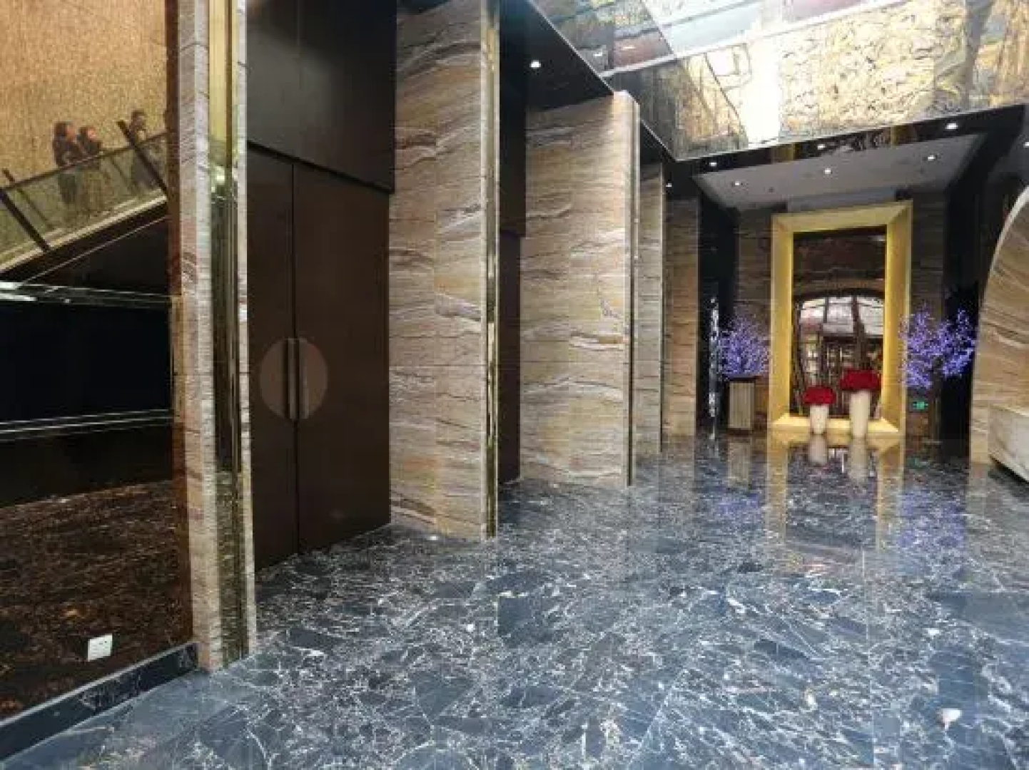 Jingge Hotel